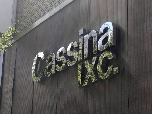 Cassina  ixc.大阪店